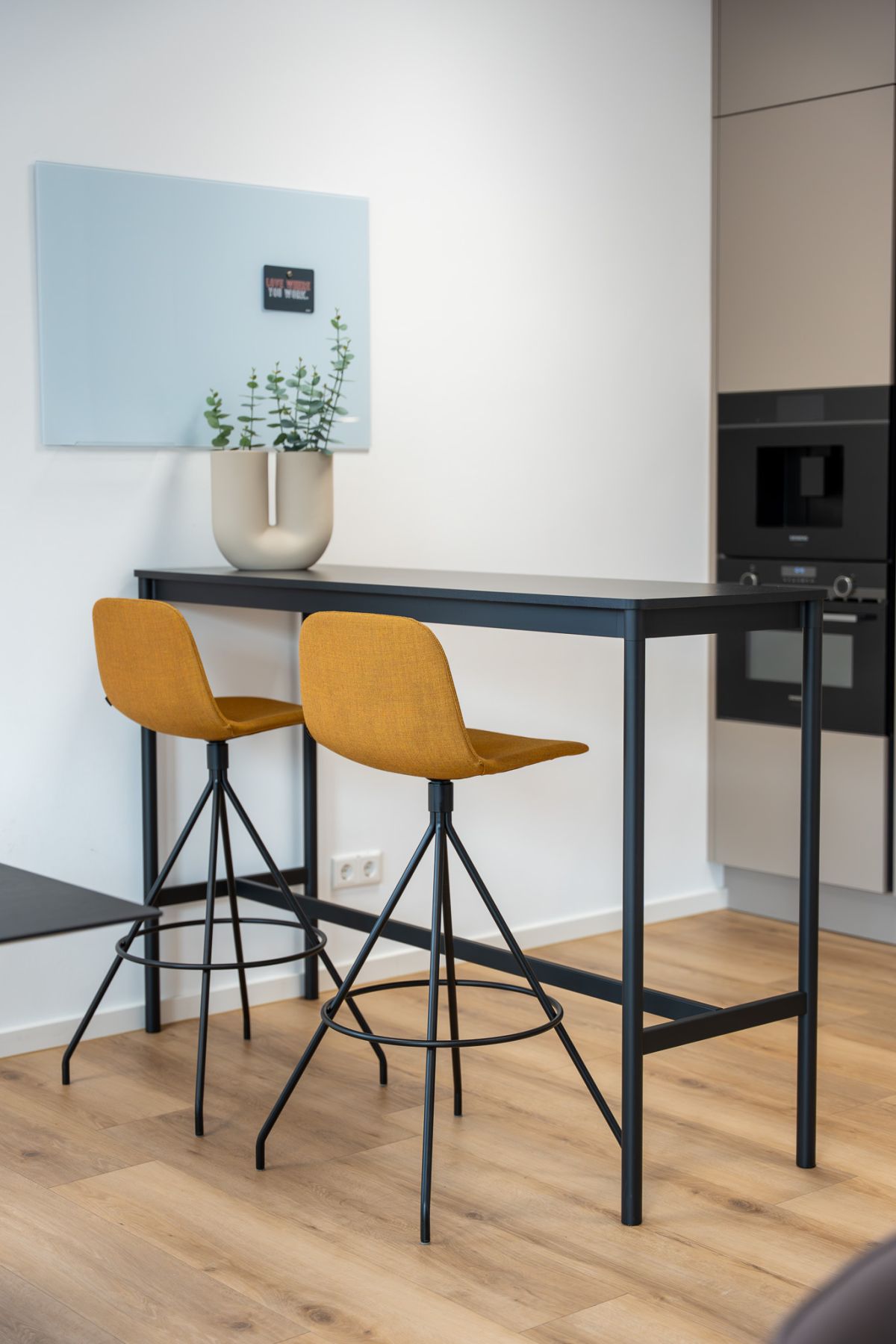 Innovatives Working in einer modernen Arbeitsumgebung