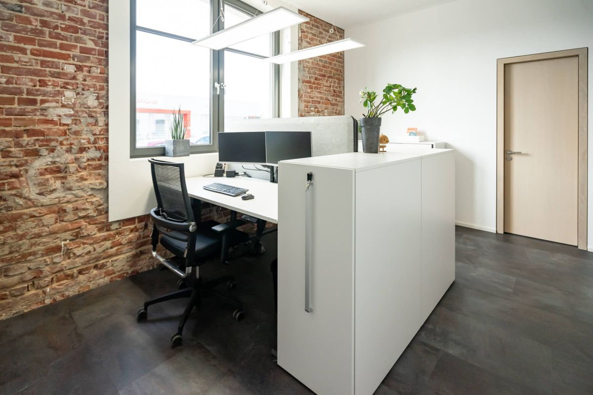 Ergonomie am Arbeitsplatz fördert die Produktivität und die Leistungsfähigkeit der Mitarbeitenden